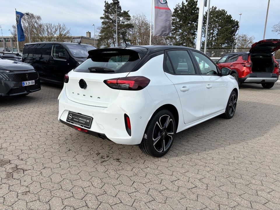 Opel Corsa 1,2 GS 5d