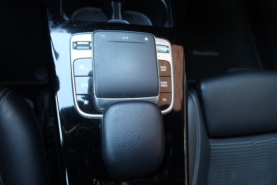 Mercedes A200 1,3 Progressive aut. 5d