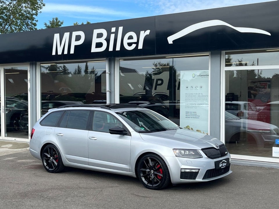 Skoda Octavia 2,0 TSi 220 RS Combi DSG 5d