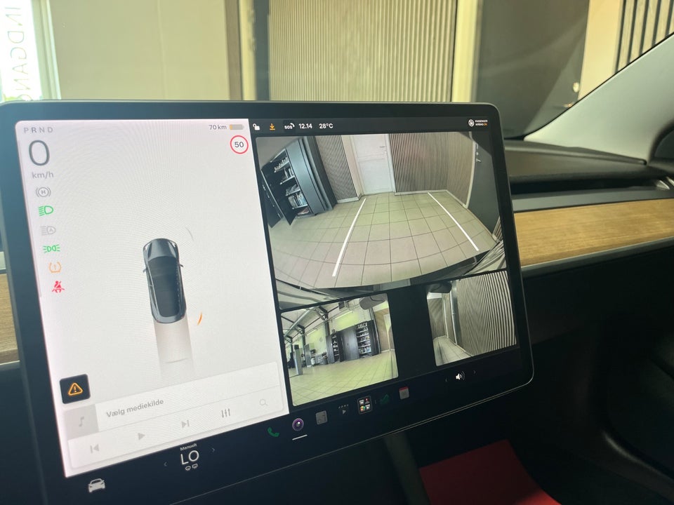Tesla Model 3 Standard Range+ RWD 4d