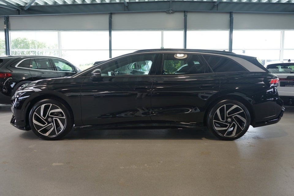 VW ID.7 86 Style S Tourer 5d