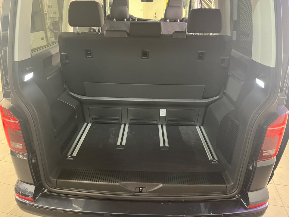 VW Multivan 2,0 TDi 199 Comfortline DSG kort