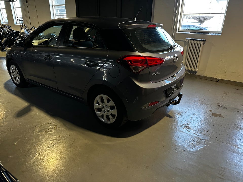Hyundai i20 1,25 Active 5d