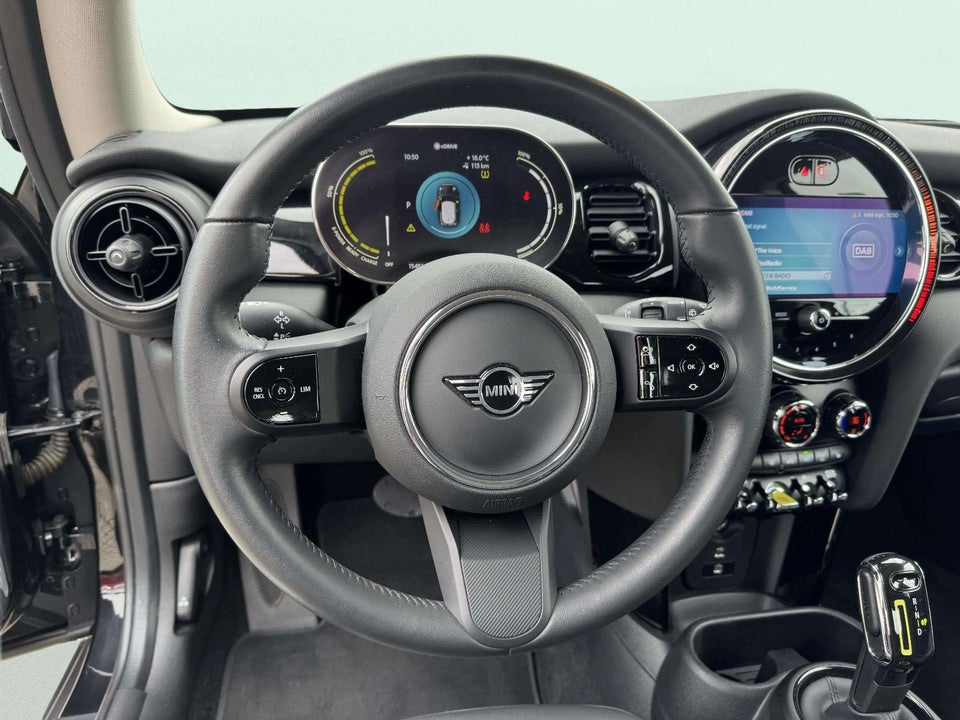 MINI Cooper SE Classic Trim 3d