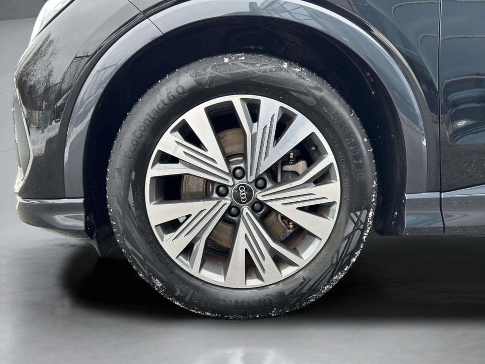 Audi Q4 e-tron 40 Advanced 5d