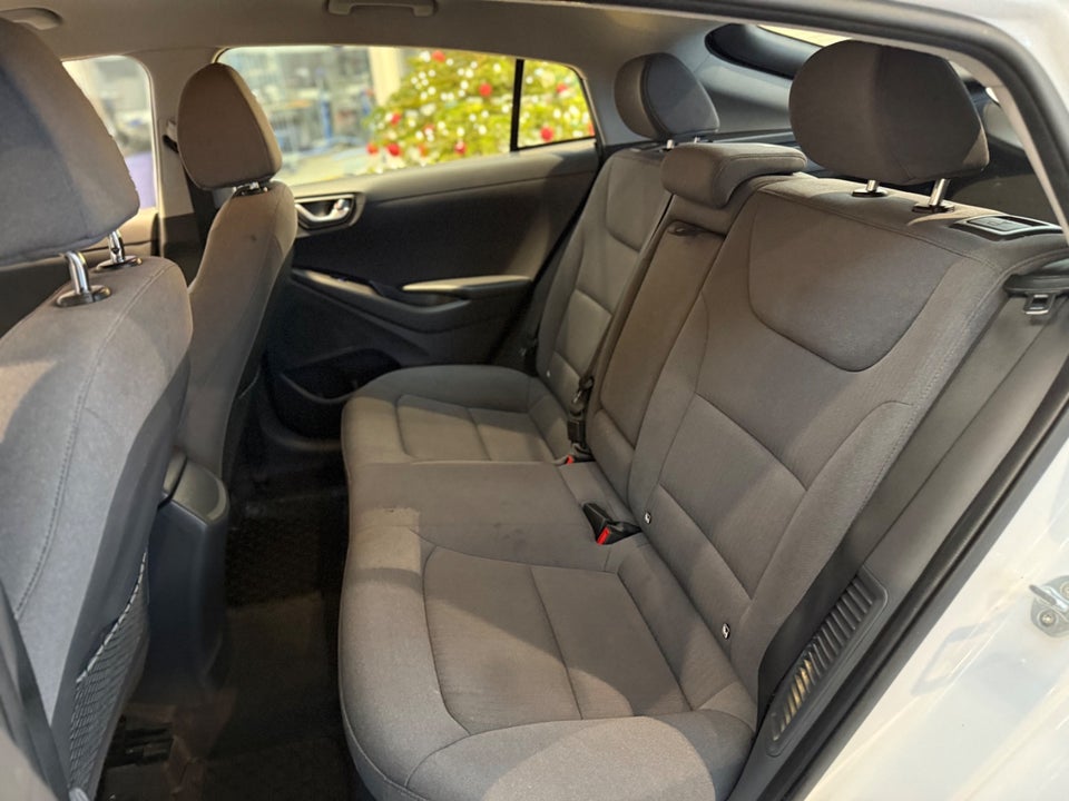 Hyundai Ioniq 1,6 HEV Trend DCT 5d