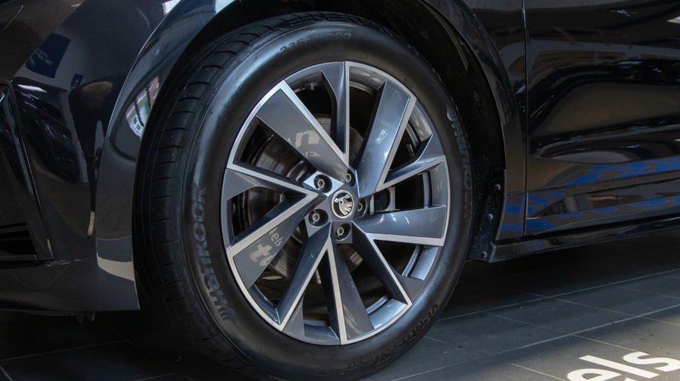 Skoda Enyaq 80 iV Sportline 5d