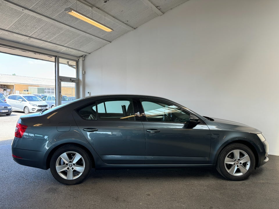 Skoda Octavia 1,0 TSi 115 Ambition 5d