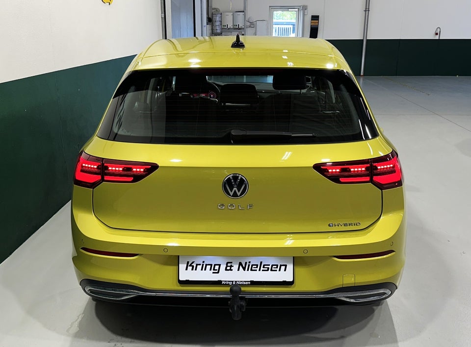 VW Golf VIII 1,4 eHybrid DSG 5d