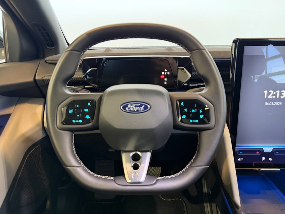 Ford Capri 77 Premium Extended Range 5d