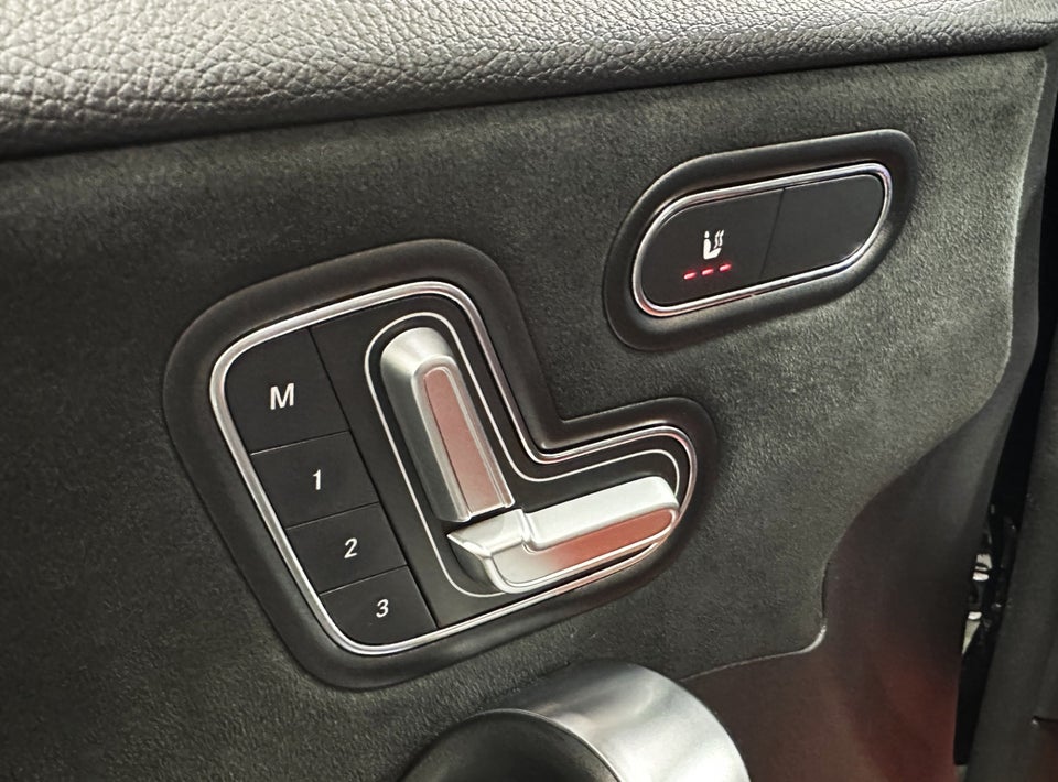 Mercedes A200 1,3 AMG Line aut. 4d