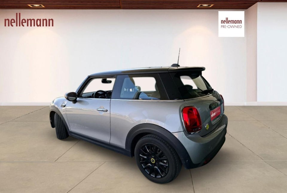 MINI Cooper SE Classic Trim 3d