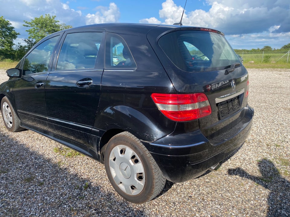 Mercedes B180 2,0 CDi 5d