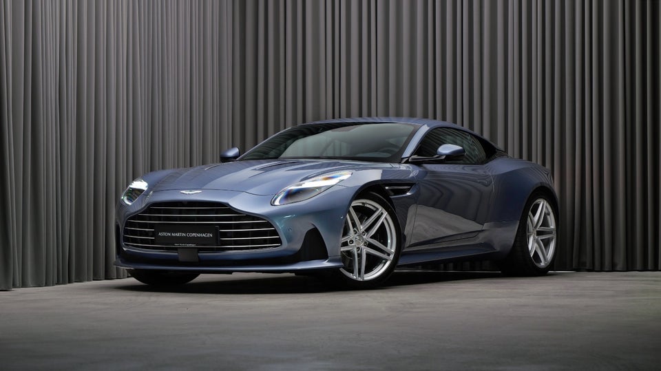 Aston Martin DB12 4,0 V8 aut. 2d