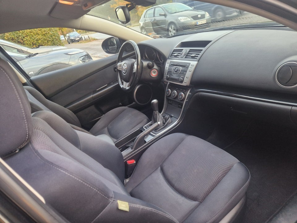 Mazda 6 1,8 Advance stc. 5d