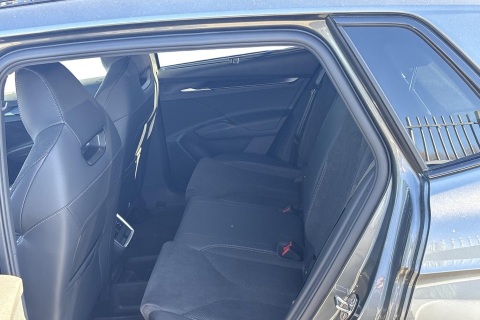 Skoda Elroq 85 iV Sportline Maxx 5d