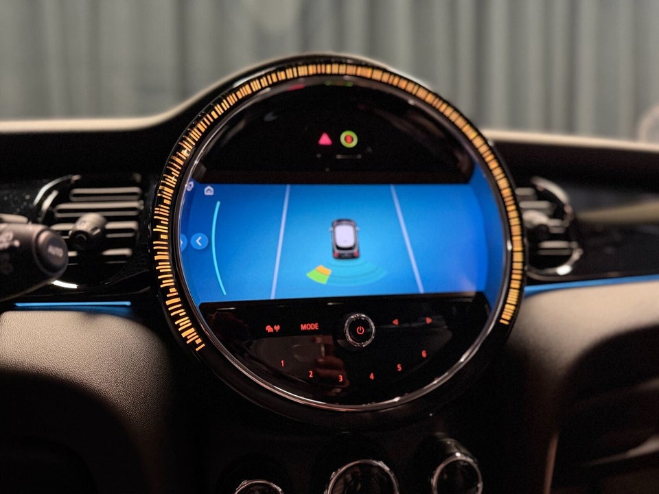 MINI Cooper SE Classic Trim 3d