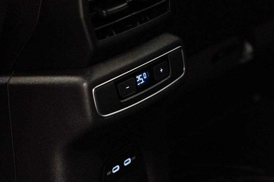 Audi Q4 e-tron 35 Advanced 5d