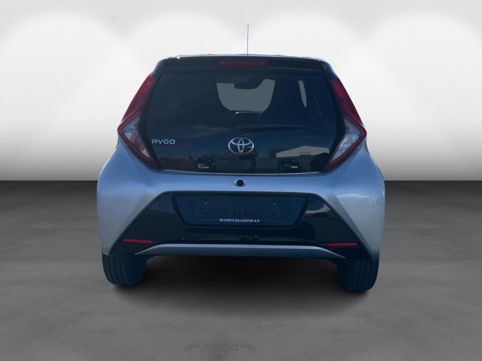Toyota Aygo 1,0 VVT-i x-cellence 5d