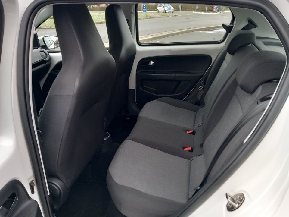 VW Up! 1,0 60 Move Up! BMT 5d