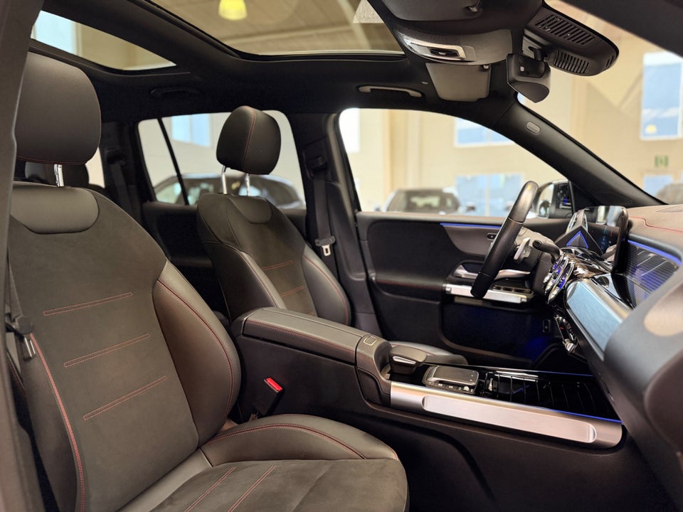 Mercedes EQB250 AMG Line 5d