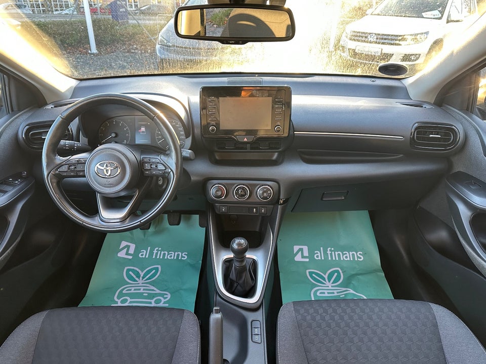 Toyota Yaris 1,5 Active Tech+ Design 5d