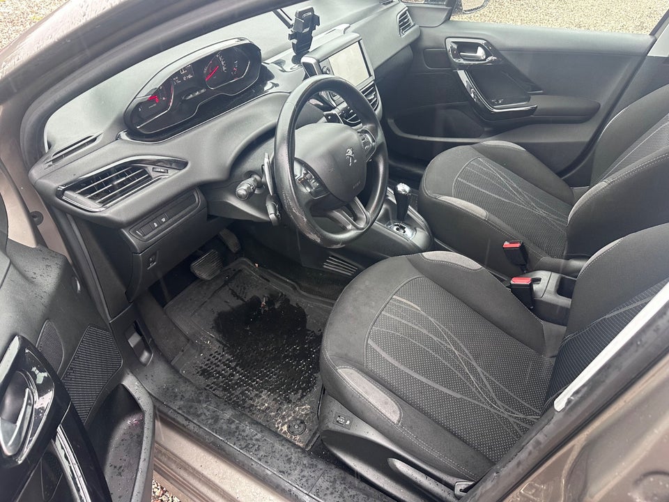 Peugeot 208 1,4 e-HDi 68 Access ESG 5d