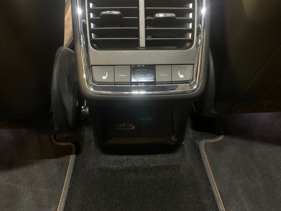 Skoda Enyaq 85 iV Laurin & Klement 5d