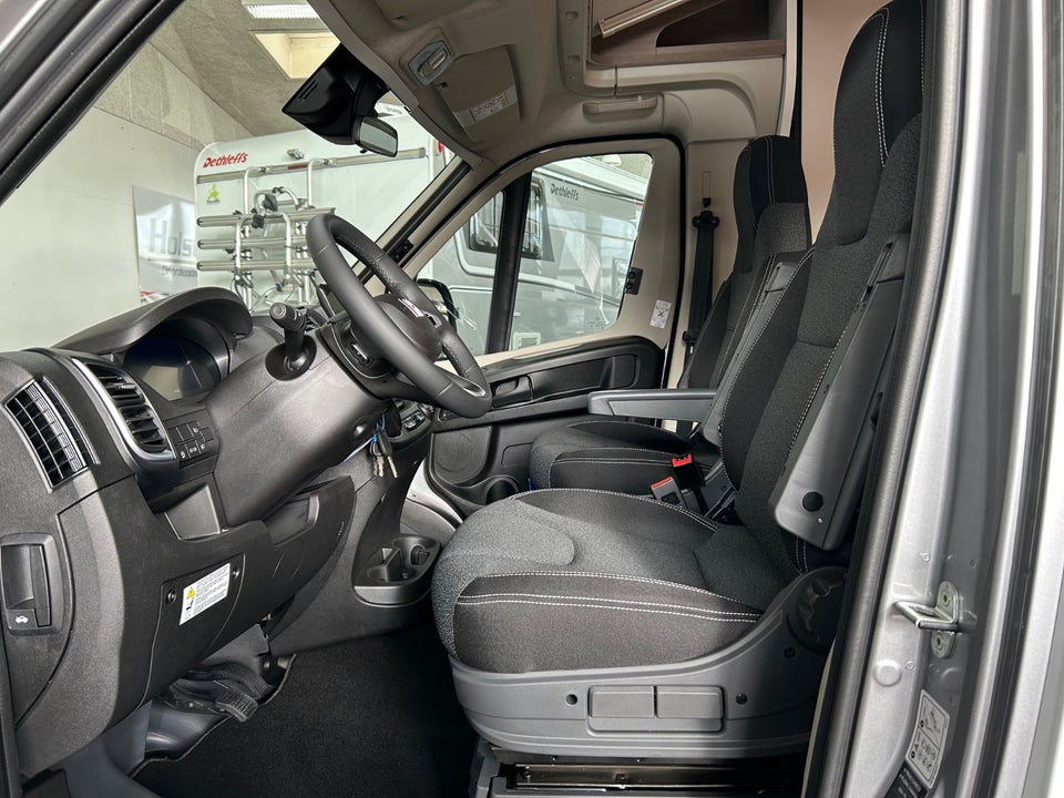 Carado V347 PRO+ 2,2 JTD 140 aut. 2d