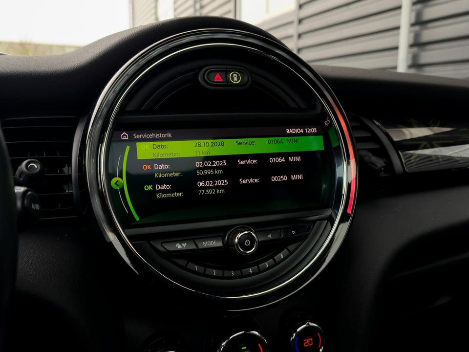 MINI Cooper SE Maximise 3d