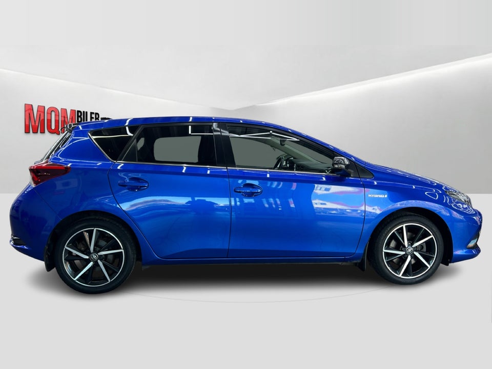 Toyota Auris 1,8 Hybrid H2 Selected CVT 5d