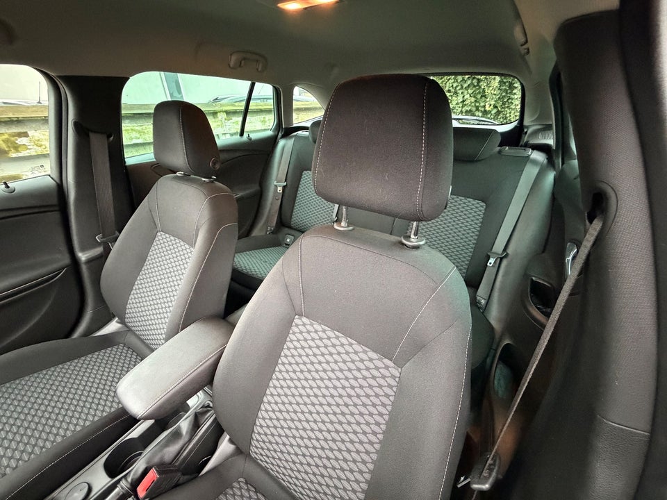 Opel Astra 1,0 T 105 Enjoy Sports Tourer 5d