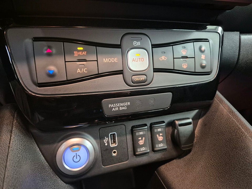 Nissan Leaf 62 e+ Acenta 5d