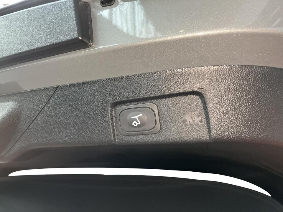 Ford Puma 46 Gen-E Premium 5d