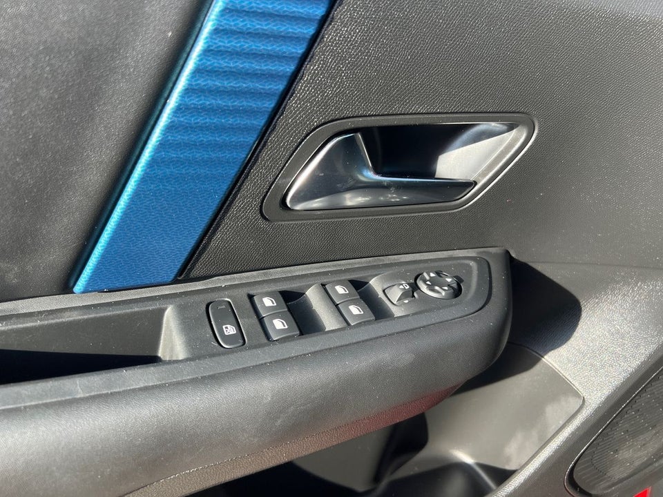 Citroën ë-C4 50 Shine 5d