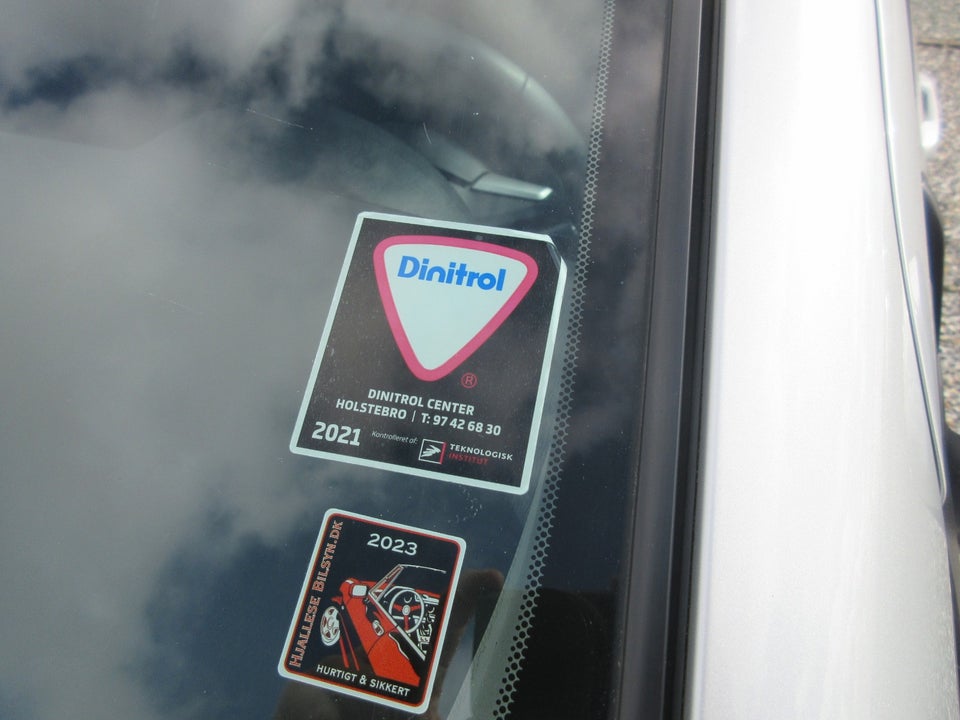 Toyota Yaris 1,0 VVT-i T2 Touch 5d