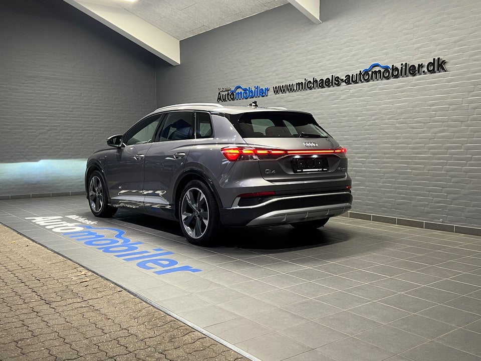 Audi Q4 e-tron 50 S-line quattro 5d