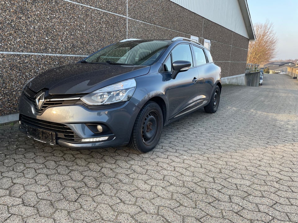 Renault Clio IV 1,5 dCi 90 Zen Sport Tourer 5d