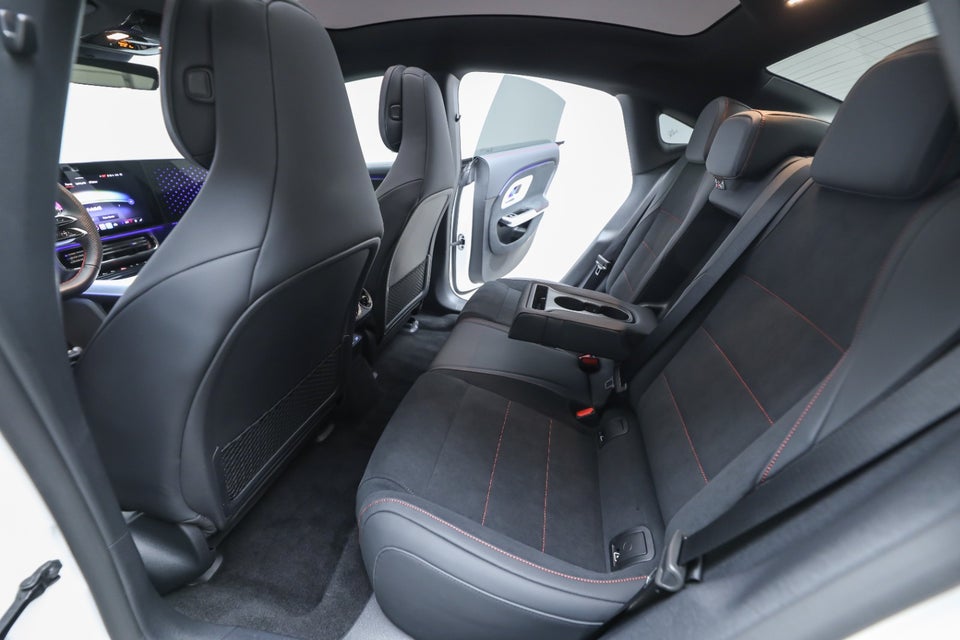 Mercedes CLA250+ EQ AMG Premium 4d