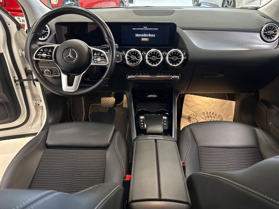 Mercedes EQA250 Progressive 5d