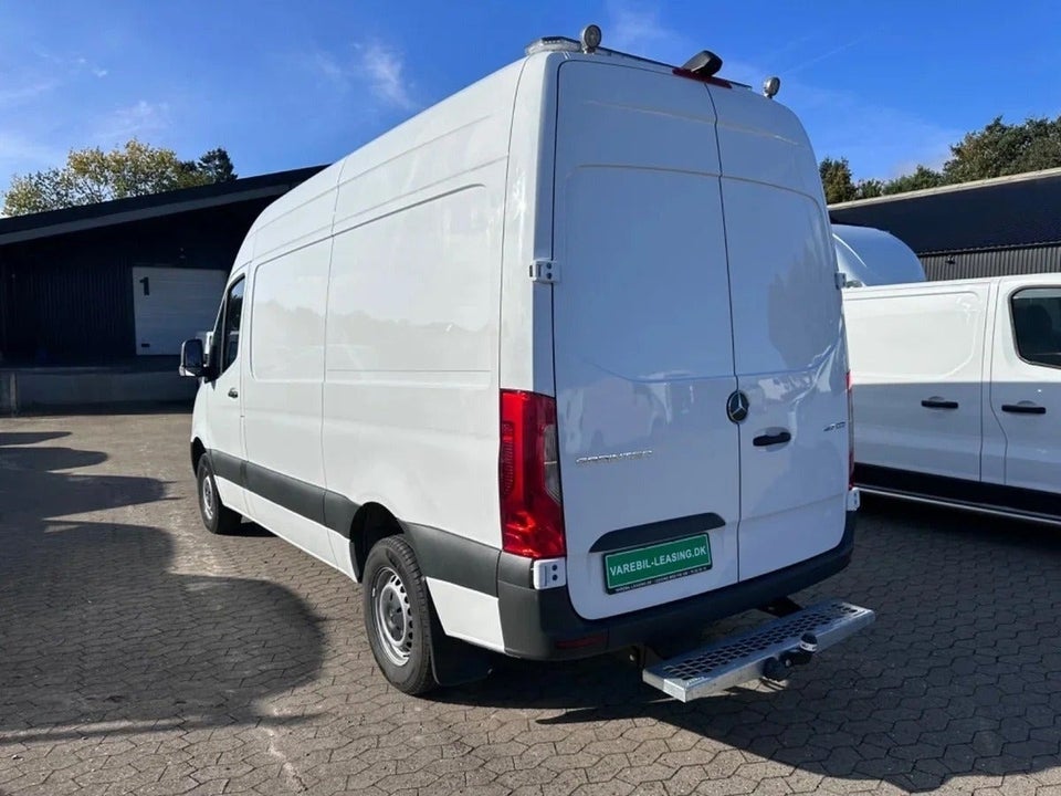 Mercedes Sprinter 317 2,0 CDi A2 Kassevogn aut. RWD