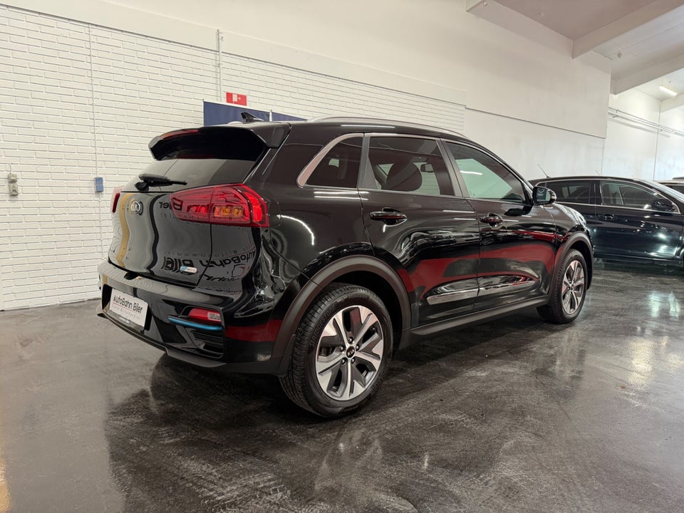 Kia e-Niro 64 Comfort 5d