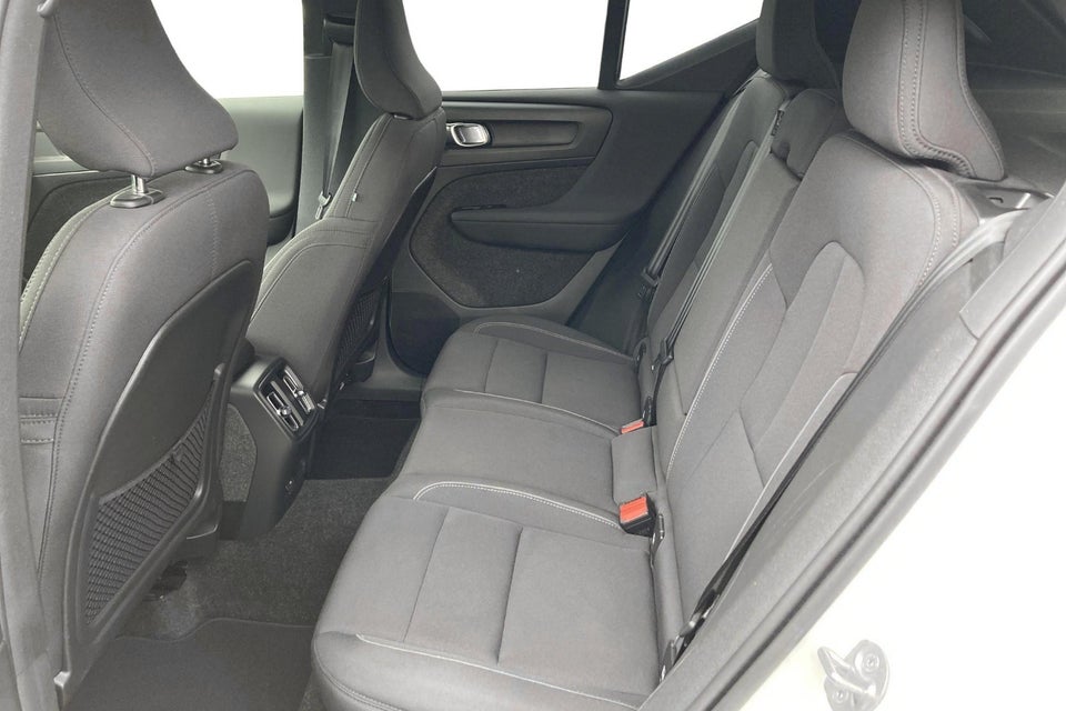 Volvo XC40 ReCharge Twin Core 5d