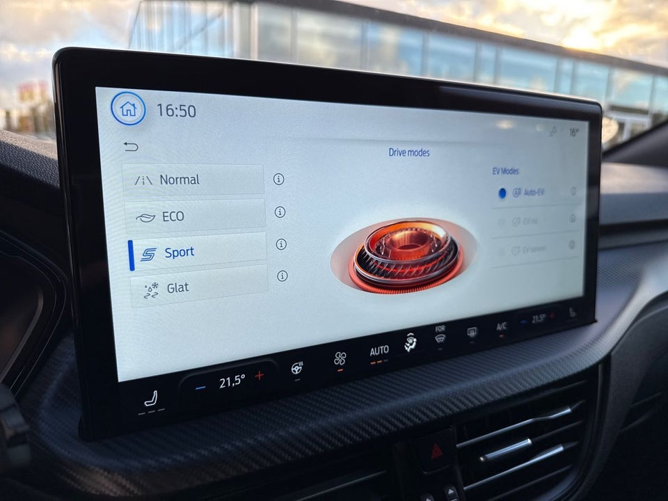 Ford Kuga 2,5 PHEV ST-Line X CVT 5d