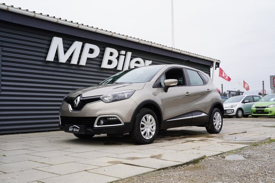 Renault Captur 0,9 TCe 90 Expression 5d