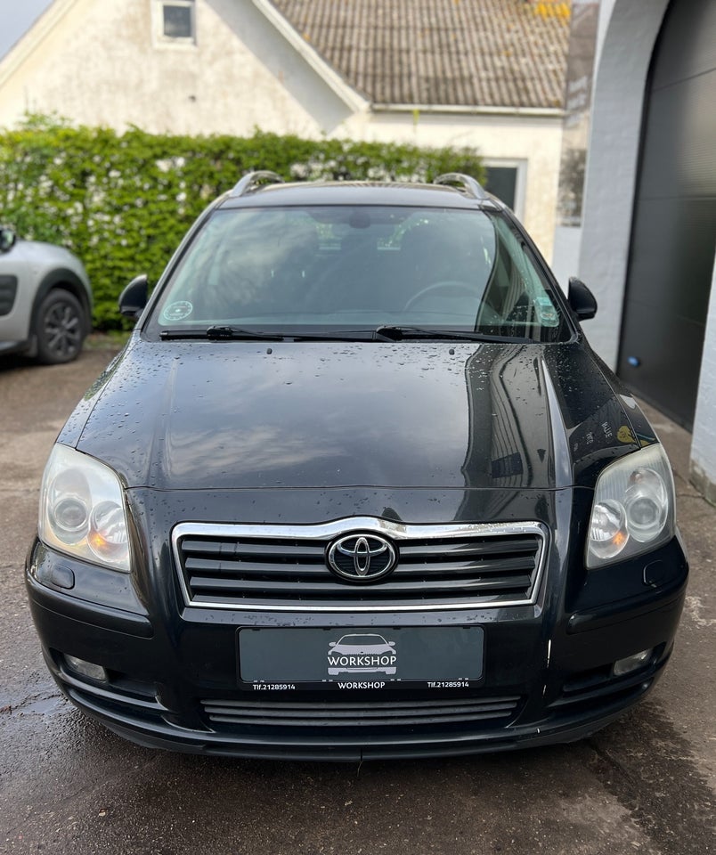 Toyota Avensis 2,0 D-4D Sol stc. 5d