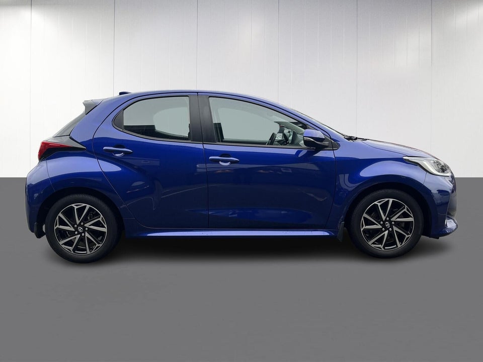 Toyota Yaris 1,5 Hybrid Active Tech+ e-CVT 5d