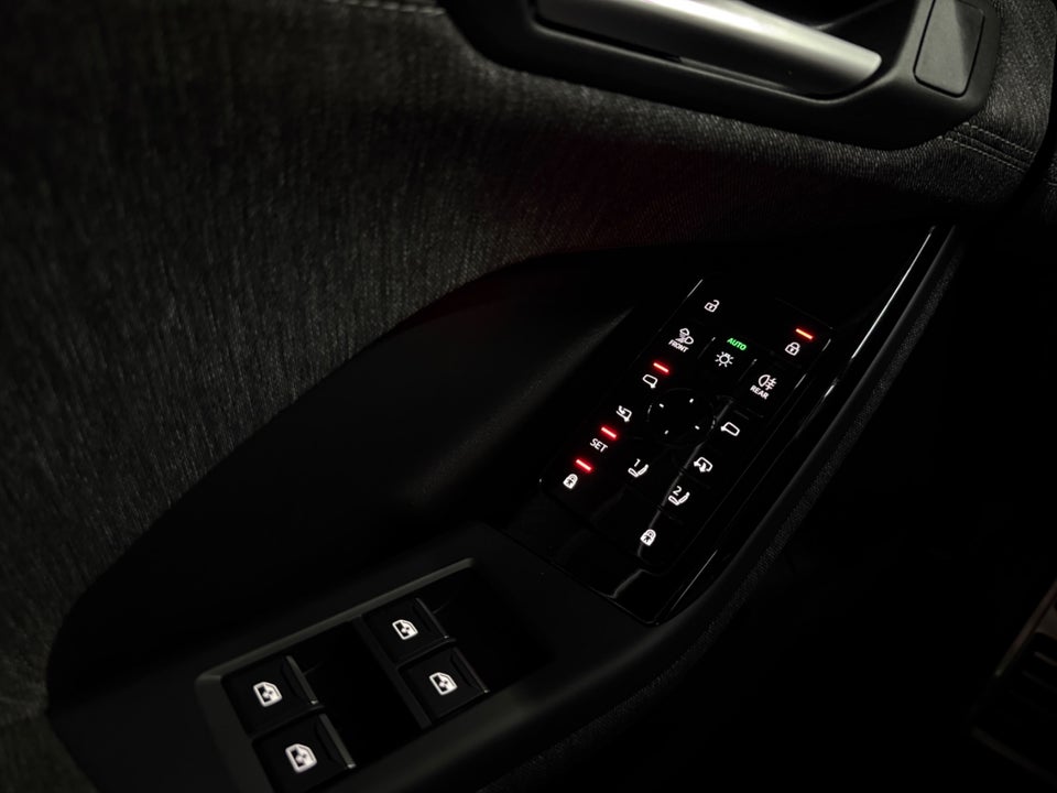 Audi Q6 e-tron Ultra quattro 5d