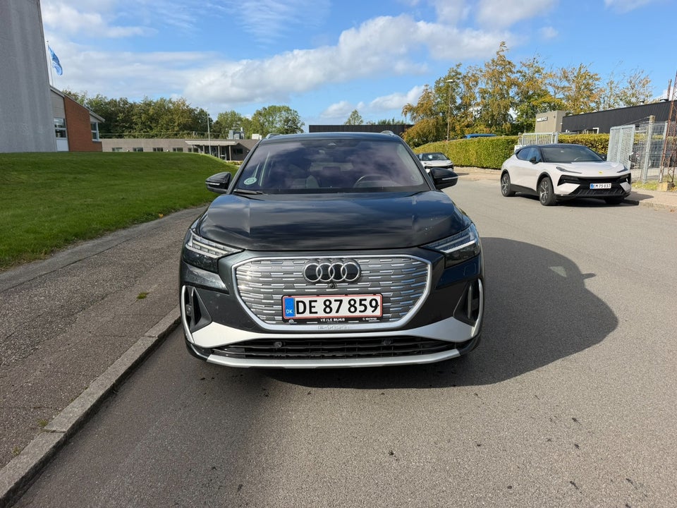 Audi Q4 e-tron 40 S-line 5d