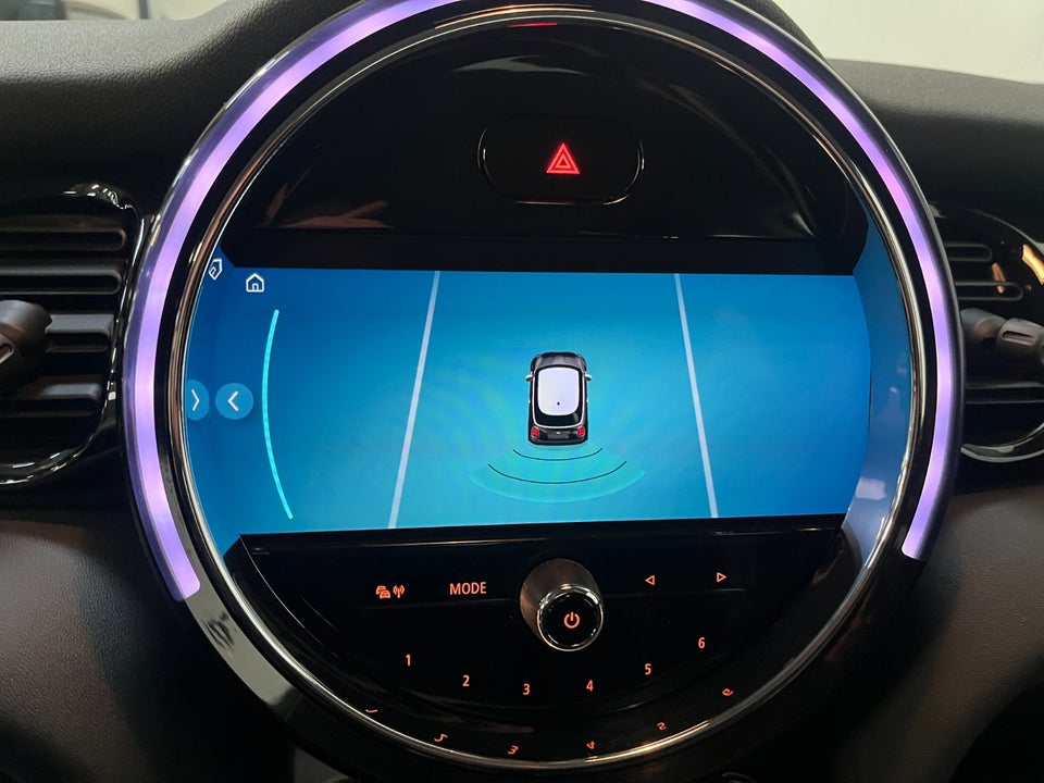 MINI Cooper SE Essential 3d